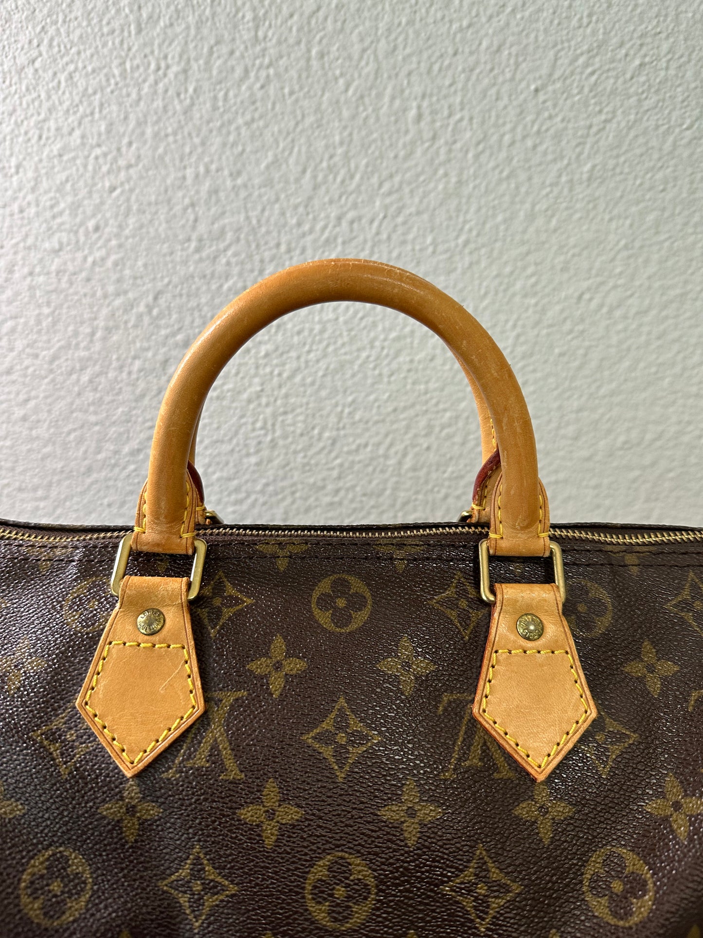 Pre-owned Authentic Louis Vuitton Speedy 30 Monogram Handbag