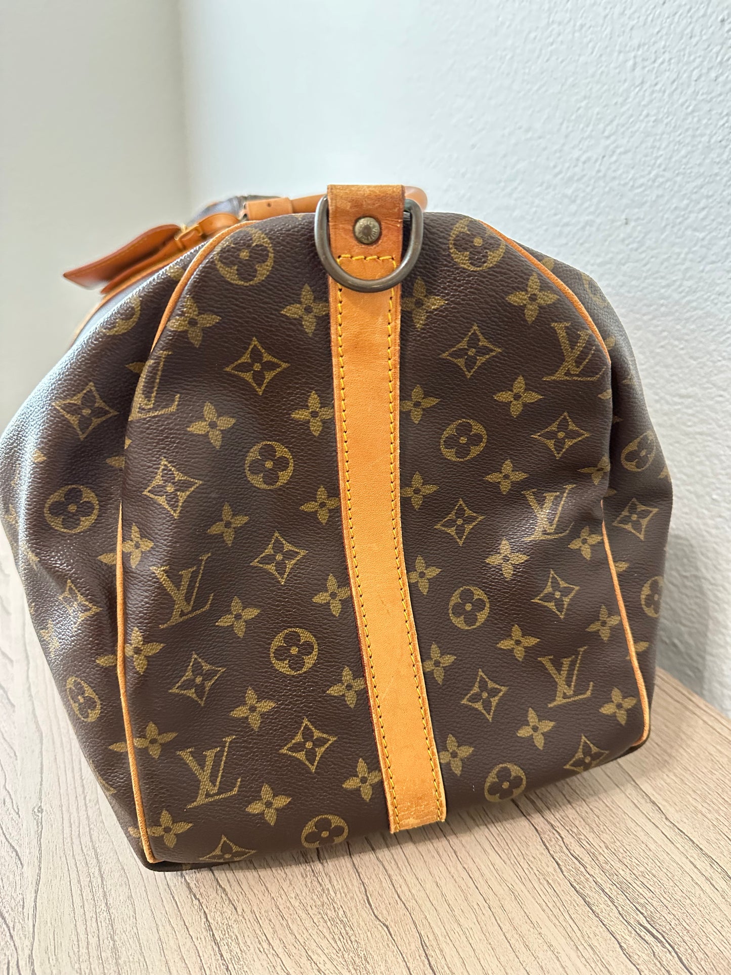 Pre-owned Louis Vuitton Keepall 50 Monogram Travel Handbag