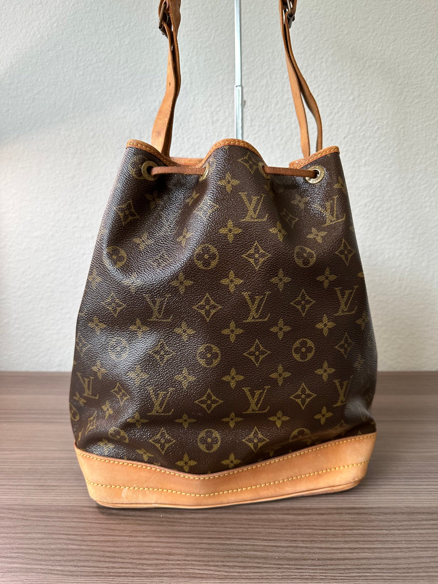 Pre-owned Vintage Authentic Louis Vuitton Noe Shoulder Bag