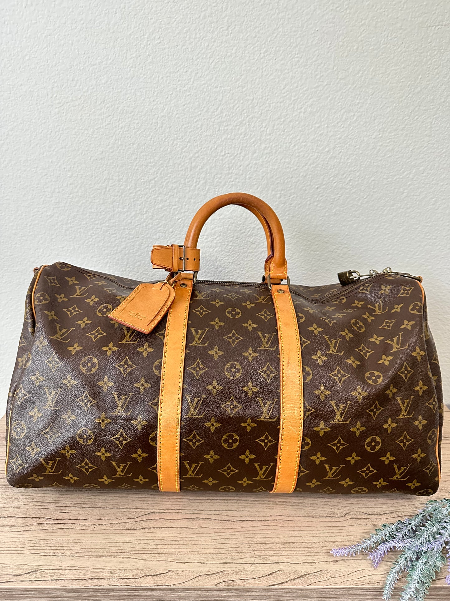 Pre-owned Louis Vuitton Keepall 50 Monogram Travel Handbag