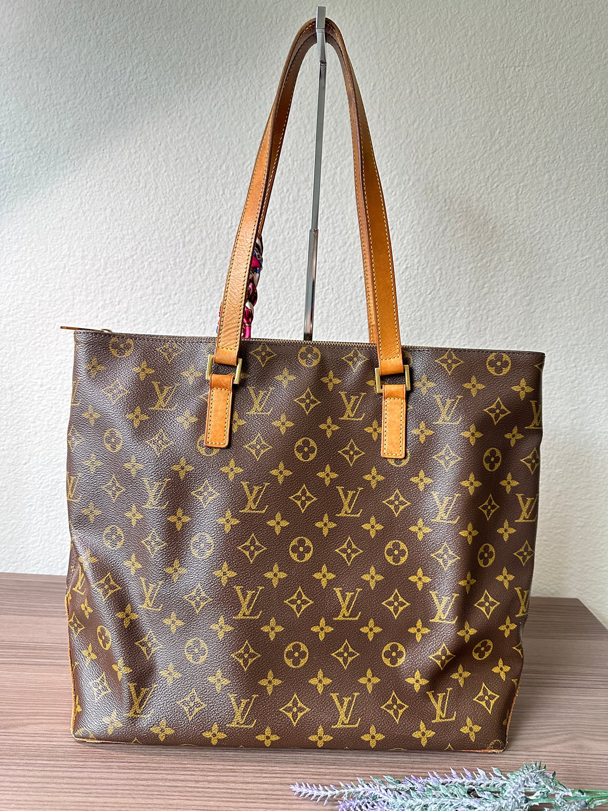 Louis Vuitton, Bags, 0guarantee Authentic Pre Onwed Cabas Mezzo Mono