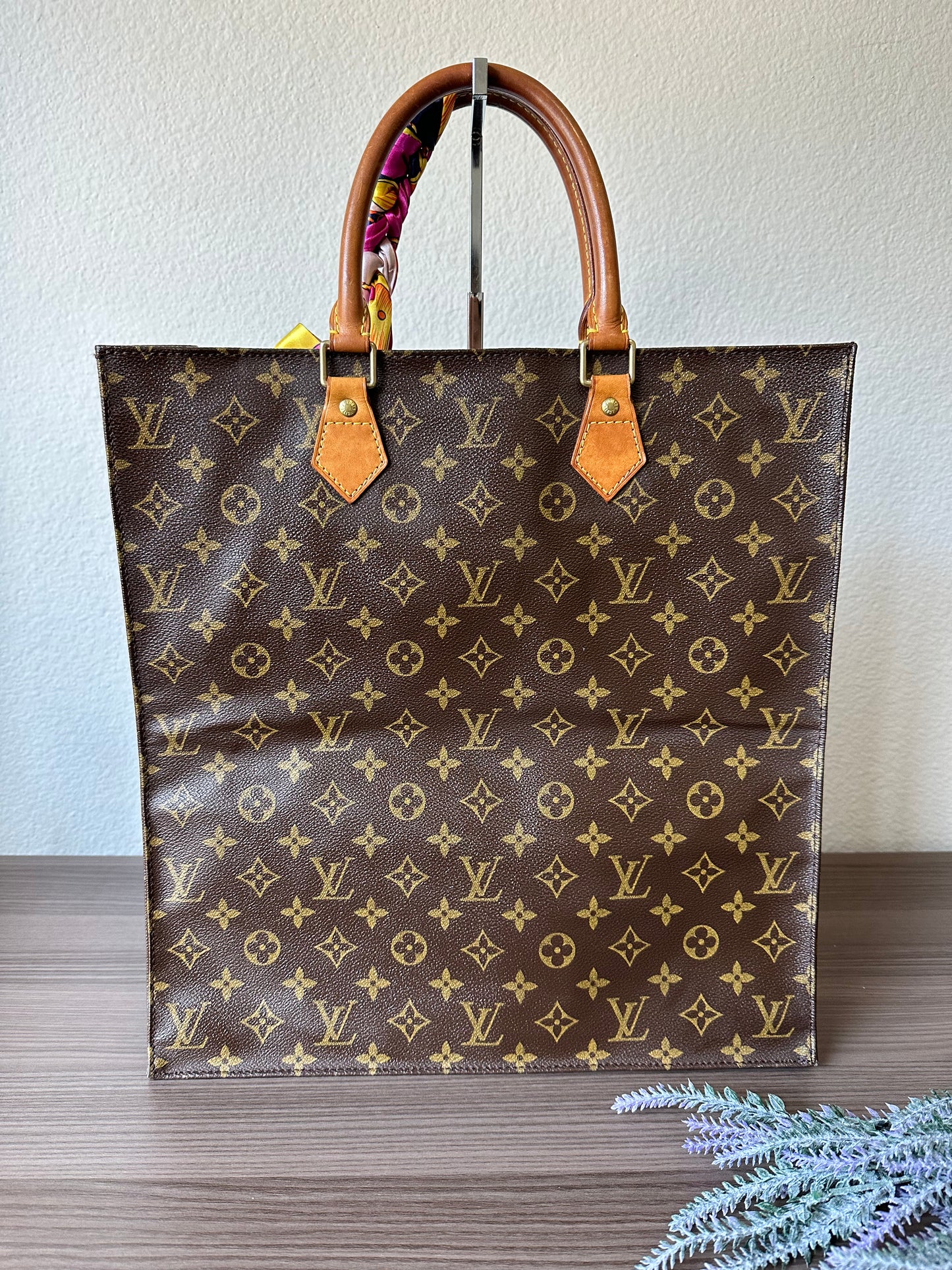 Pre-owned Authentic Louis Vuitton Sac Plat GM Monogram Handbag