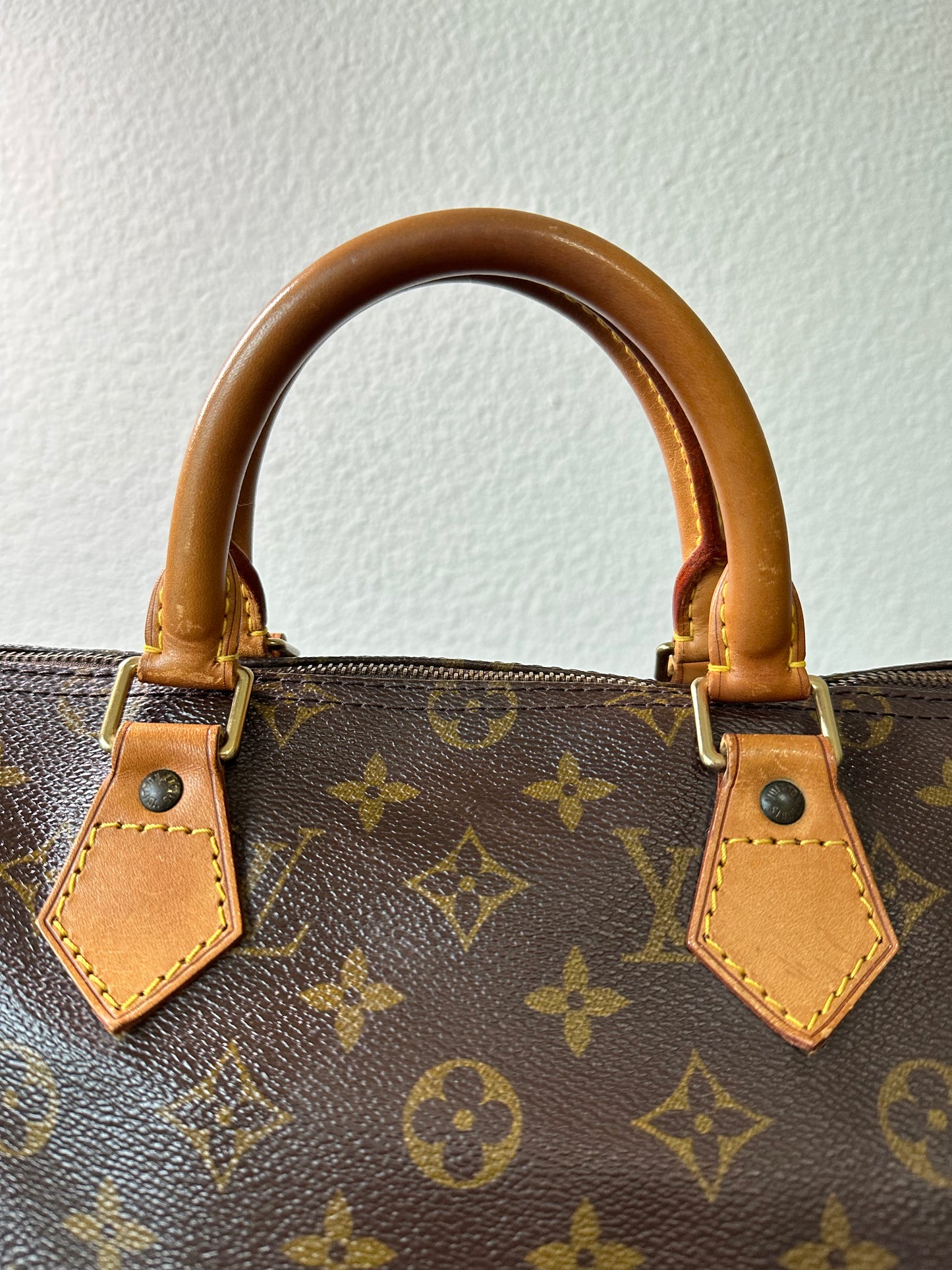 Pre-owned Louis Vuitton Speedy 35 Monogram Handbag