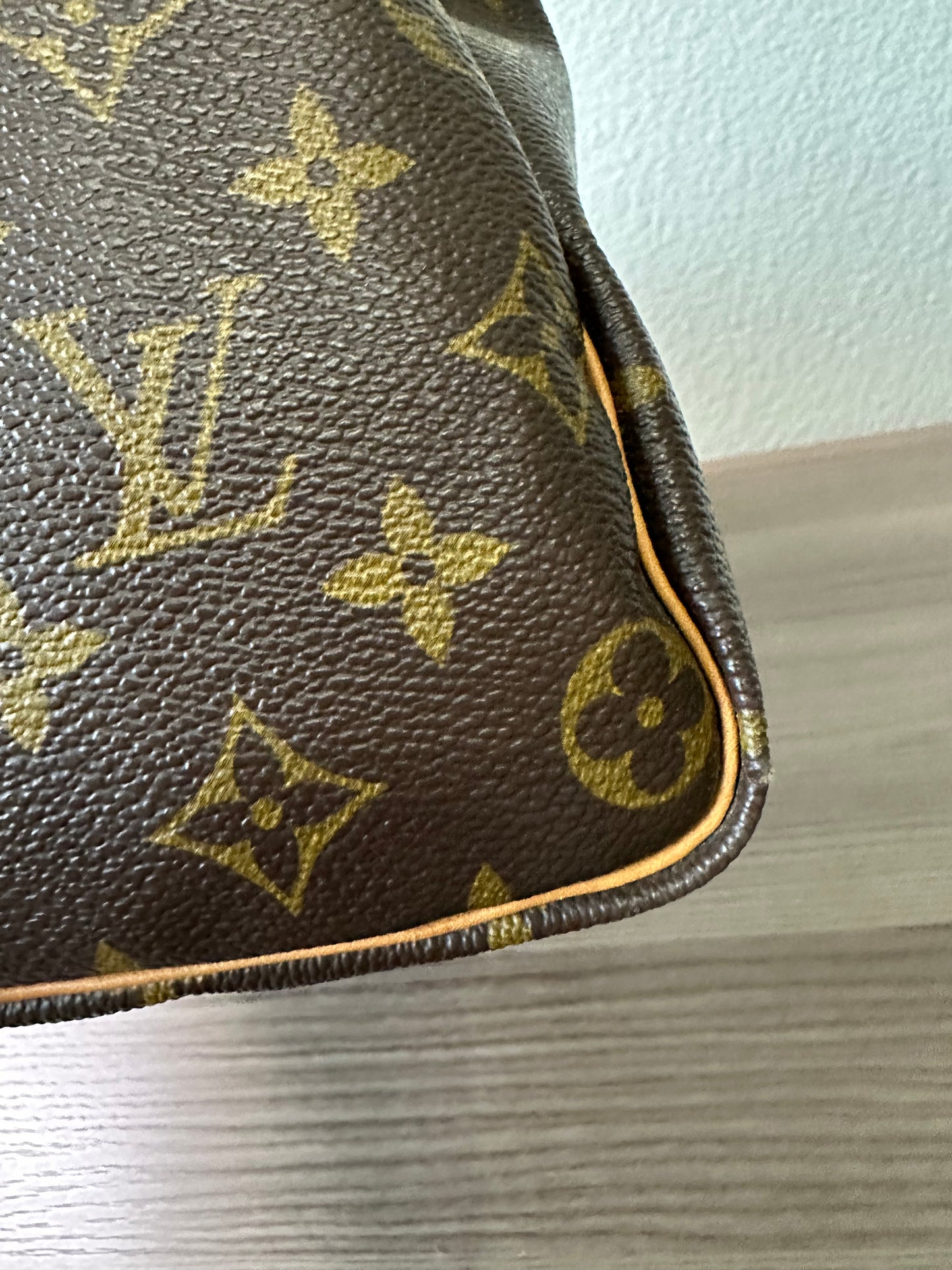 Pre-owned Louis Vuitton Speedy 35 Monogram Handbag