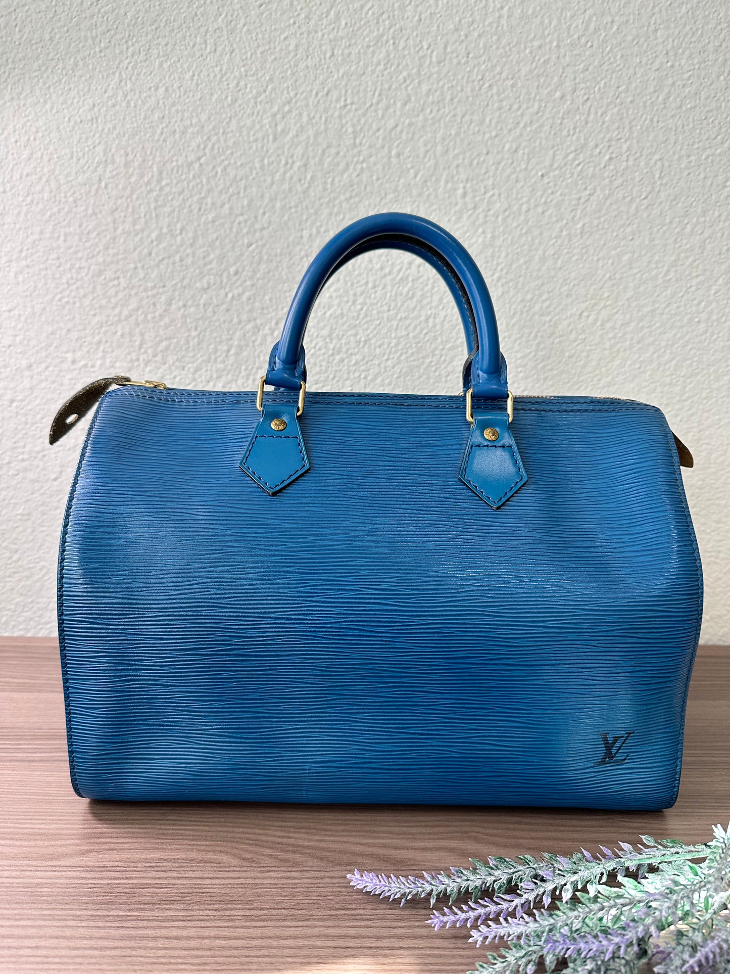 Pre-owned Authentic Louis Vuitton Speedy 30 Blue Epi Handbag