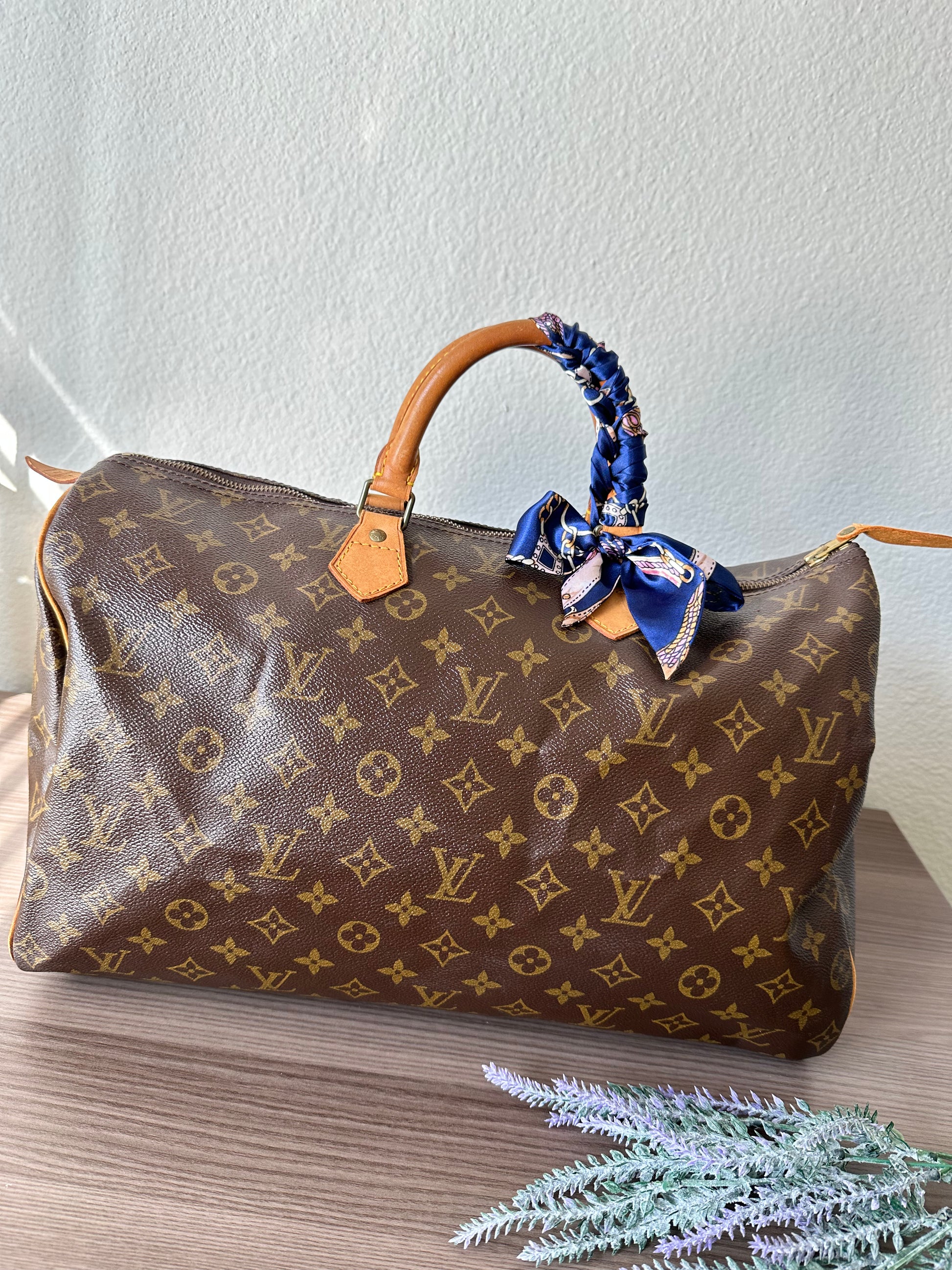 Pre-owned Louis Vuitton Speedy 40 Monogram Handbag – LvChic20