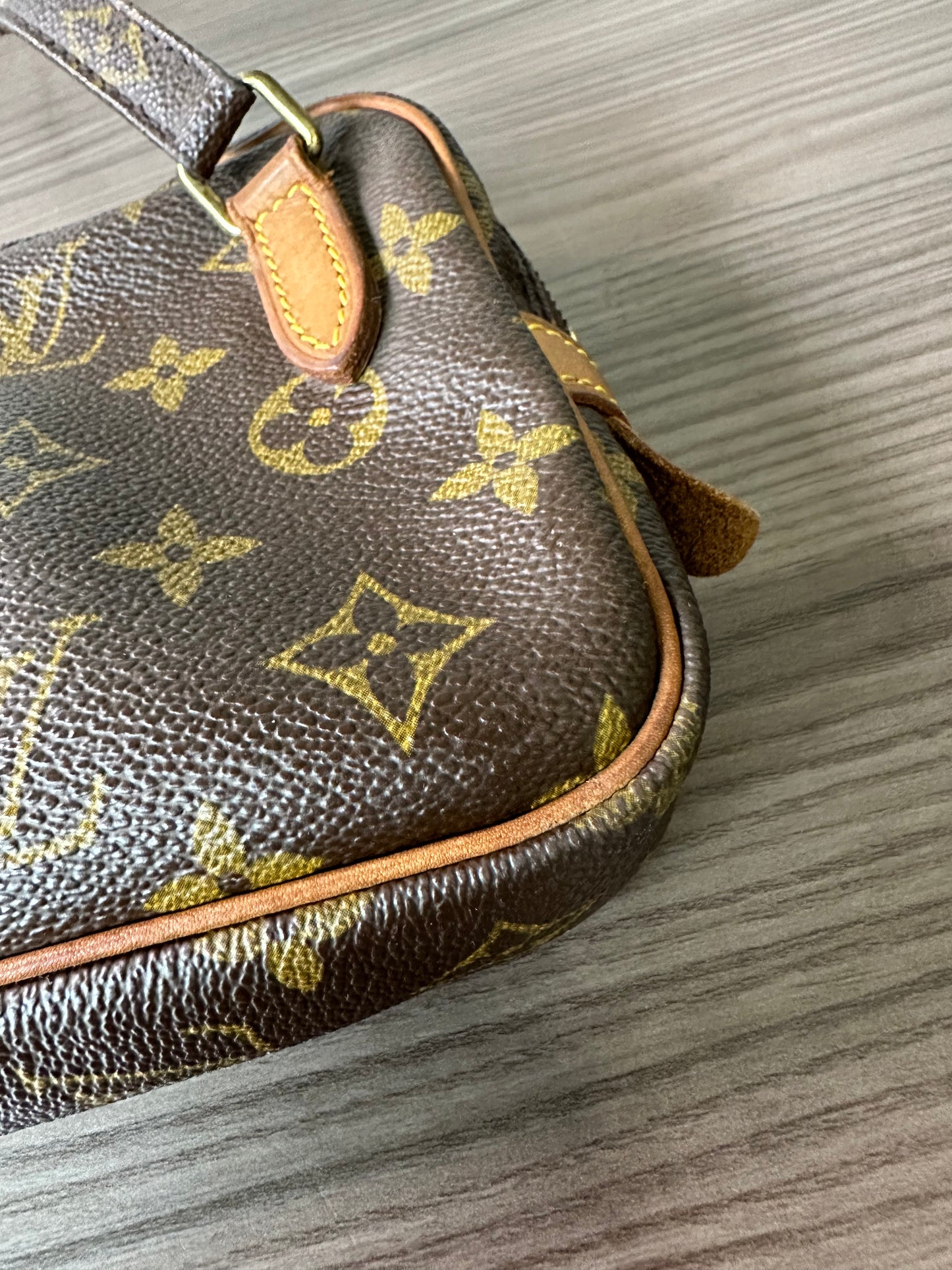 Pre-owned Authentic Louis Vuitton Marly Bandouliere Monogram Crossbody Bag