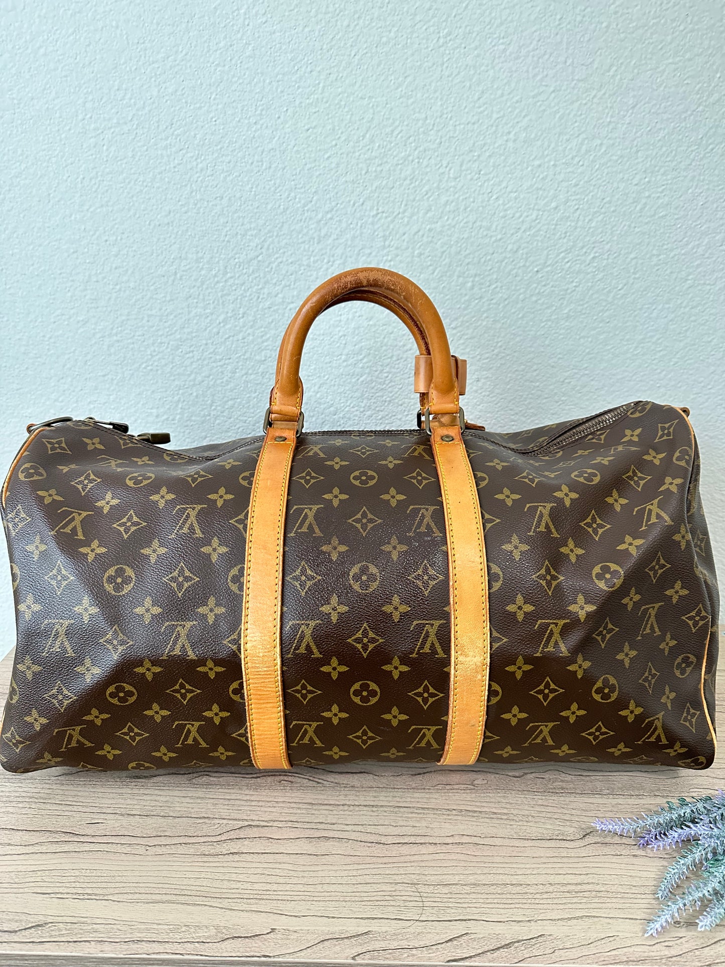 Pre-owned Louis Vuitton Keepall 50 Monogram Travel Handbag