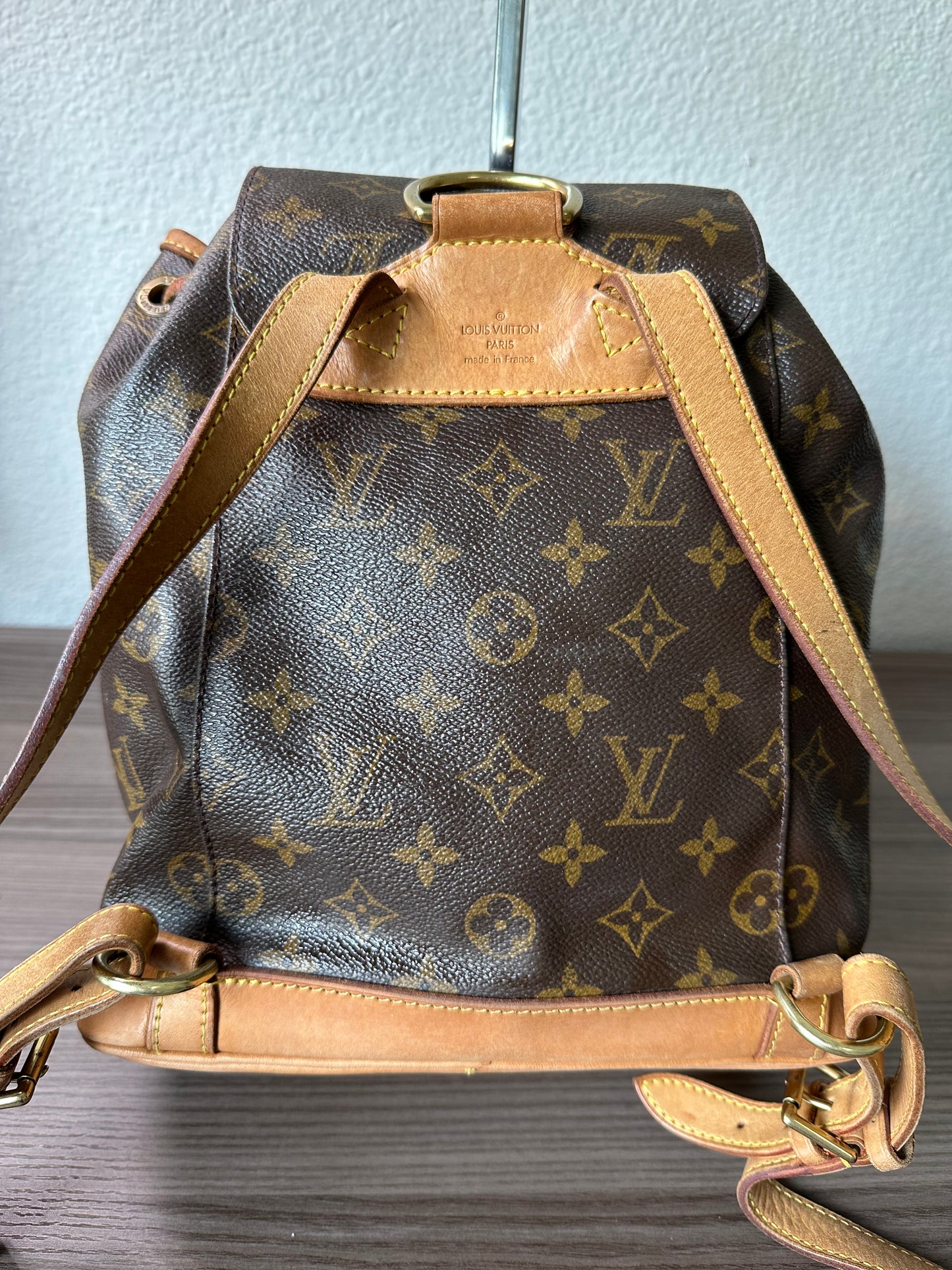 Pre-owned Authentic Louis Vuitton Montsouris MM Monogram Backpack