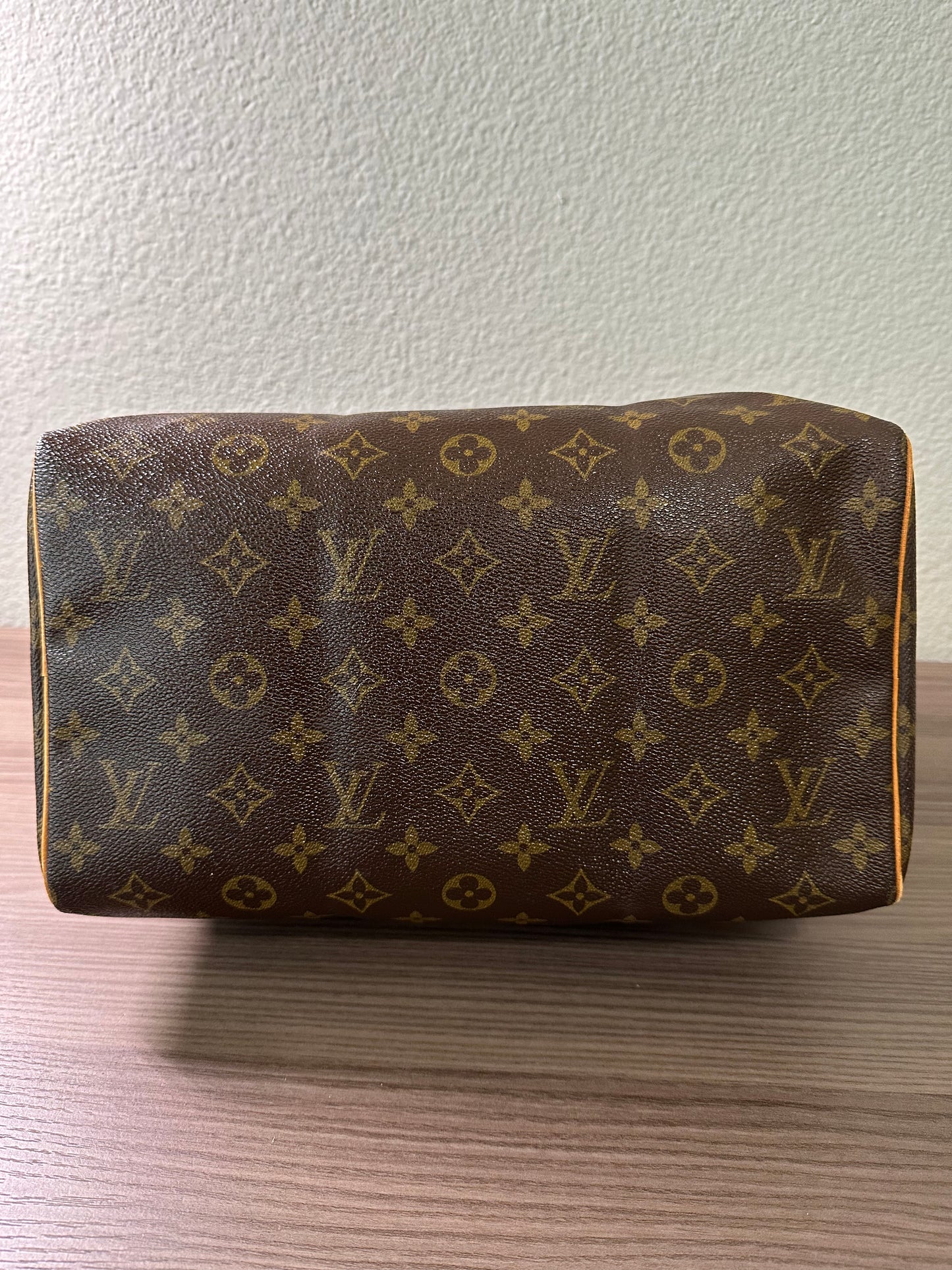 Pre-owned Authentic Louis Vuitton Speedy 30 Monogram Handbag