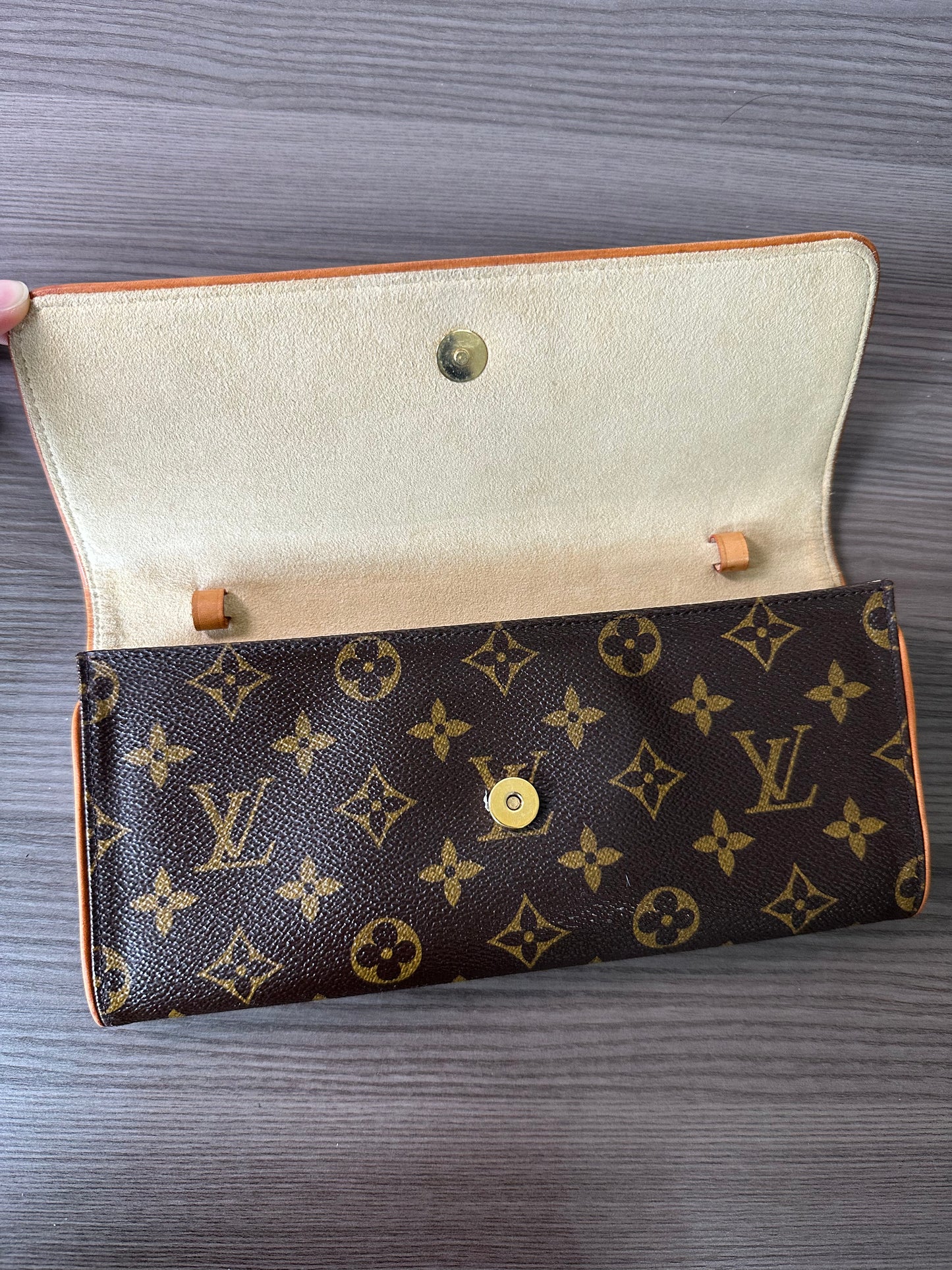 Pre-owned Authentic Louis Vuitton Pochette Twin GM Monogram Shoulder Bag