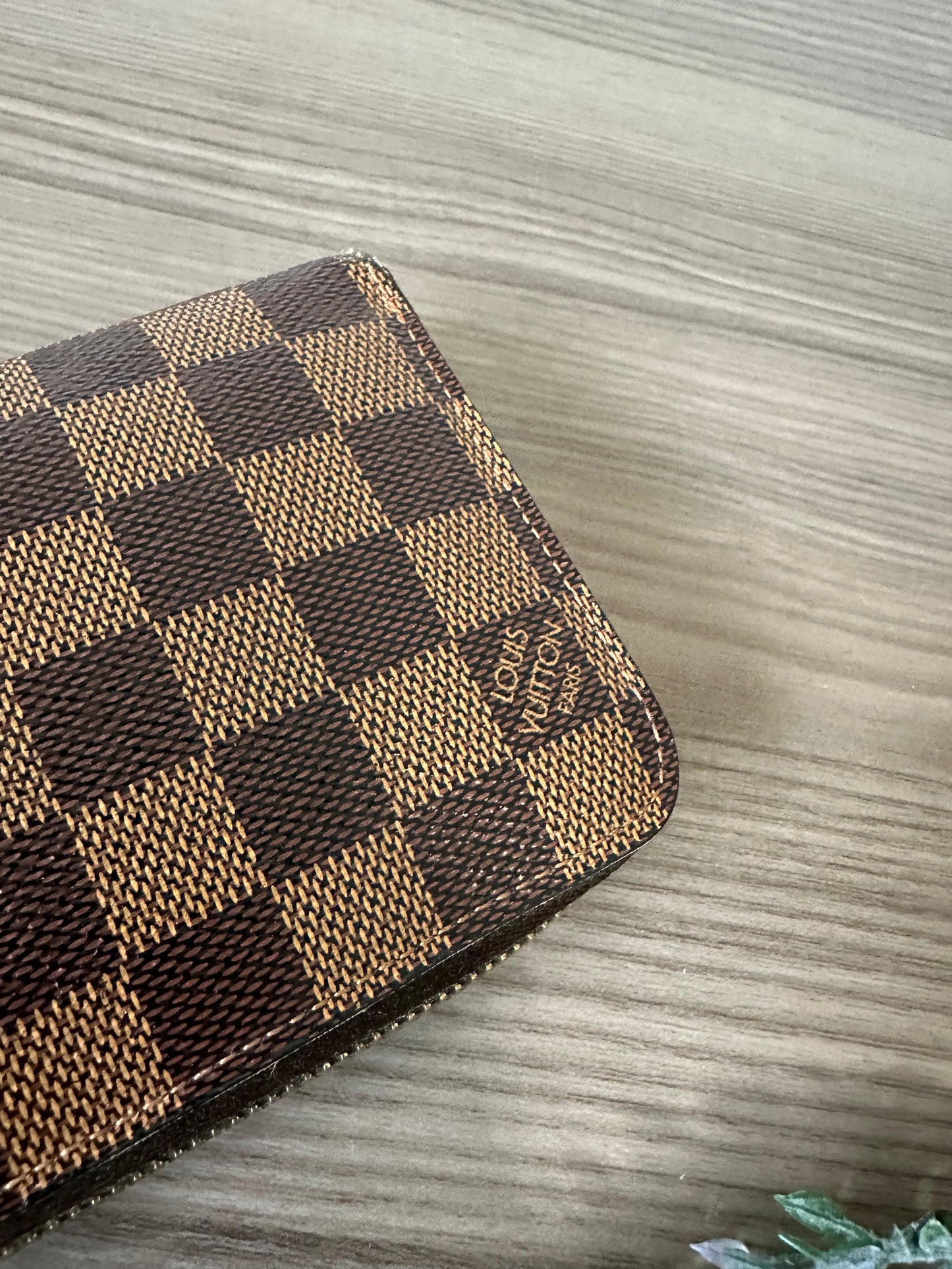 Pre-owned Louis Vuitton Damier Ebene Zippy Long Wallet