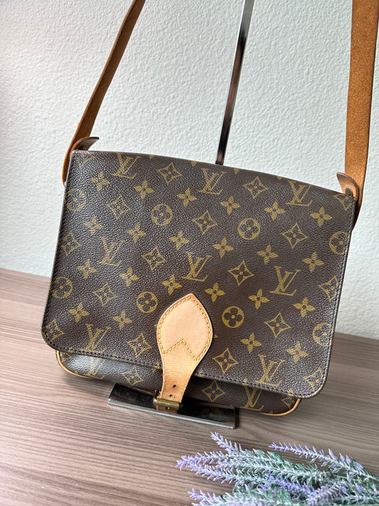 Pre-owned Louis Vuitton Cartouchiere GM Monogram Shoulder / Crossbody Bag