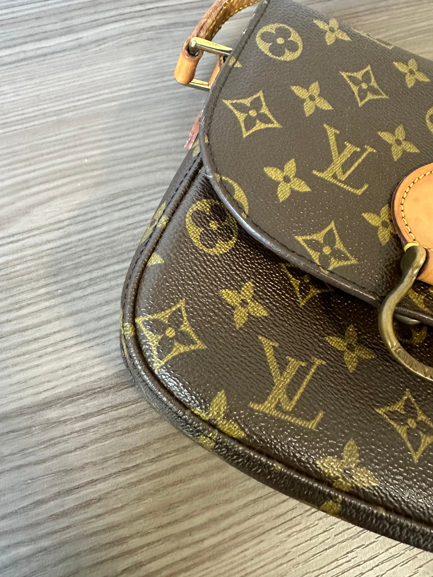 Pre-owned Louis Vuitton Saint Cloud MM Monogram Shoulder / Crossbody Bag