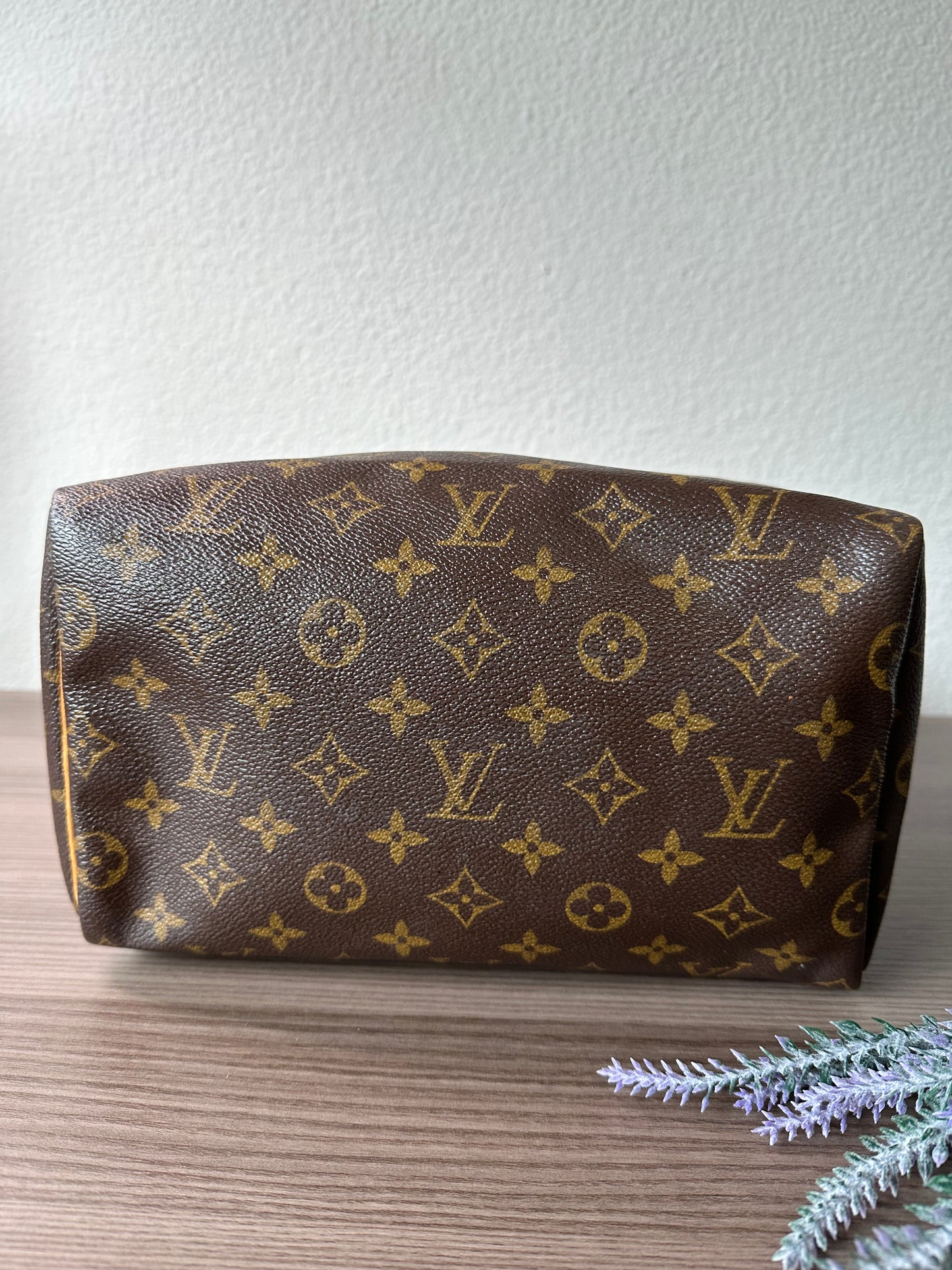 Pre-owned Authentic Louis Vuitton Speedy 25 Monogram Handbag